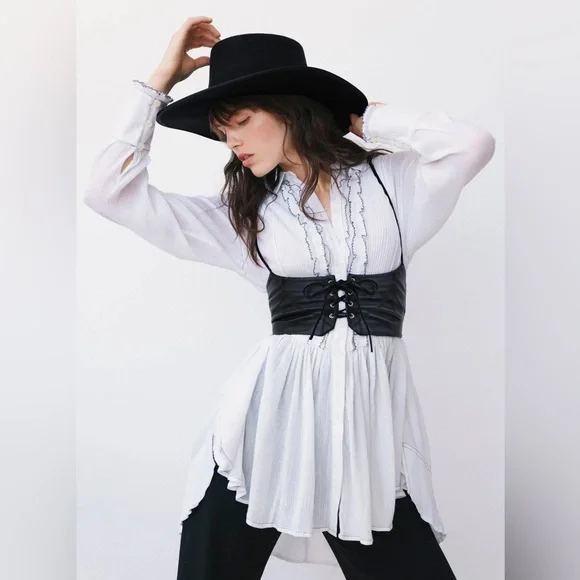 Free People | Accessories | Free People Black Lace Corset  display picture 3